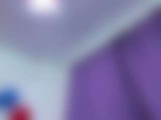 Live cam show with NaomiiEvans - Squirt Teen (18+) on sexytreat.net