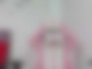Live cam show with NaomiiEvans - Facial on TeamSkeetLive