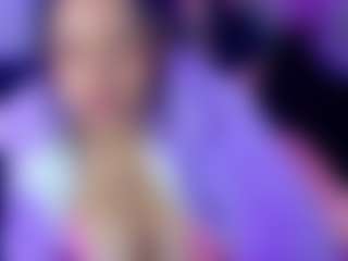 Live cam show with NaomiiEvans - Strip on Uber Horny