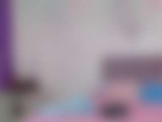 Live cam show with NaomiiEvans - Middle Aged on Soda Cam