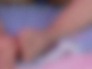 Live cam show with NaomiiEvans - Striptease MILF on Camsoda