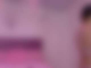 Live cam show with NaomiiEvans - Striptease Teen (18+) on Camsoda