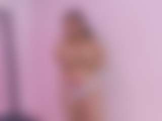 Live cam show with NaomiiEvans - Brown Hair on CSO-WL