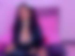 NaomiiEvans MILF webcam performer live streaming