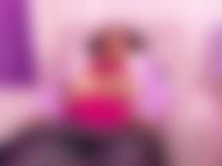 Live cam show with NaomiiEvans - Facial on camwithhim.com