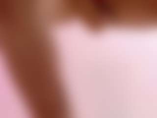 Live cam show with NaomiiEvans - Squirt on milfzrlive.com