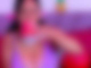 Live cam show with NaomiiEvans - MILF Teen (18+) on Camsoda
