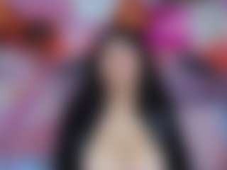 Live cam show with NaomiiEvans - Lingerie on Milfs Live