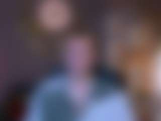 Live cam show with noah-nero - Average on Mixed Magazine Live