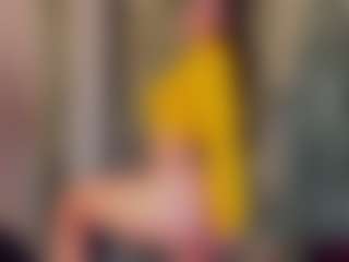 Live cam show with PaulinaCione - Play on SinfulBabes