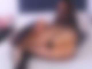 Pepper-7's Live Sex Cam Show