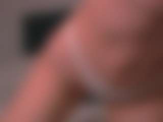 Live cam show with Pepper - Camel Toe on milfzrlive.com