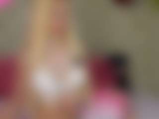Ragazzabellaa's Live Sex Cam Show