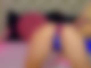 Ragazzabellaa's Live Sex Cam Show