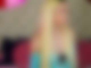 Live cam show with Ragazzabellaa - New White on studioflirtlive.com