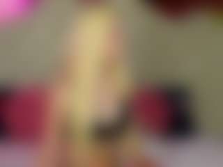 Ragazzabellaa's Live Sex Cam Show