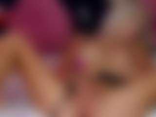 Live cam show with Ragazzabellaa - Blonde Hair on Uber Horny