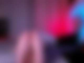 Live cam show with RavenCrowe - Twerk on Camsoda