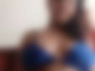 sarahdeli's Live Sex Cam Show