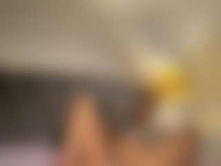 Live cam show with Yasmin Sonya - Erotic Dance on galaxygirlnitro.com