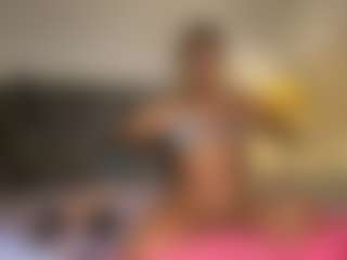 Yasmin Sonya's Live Sex Cam Show