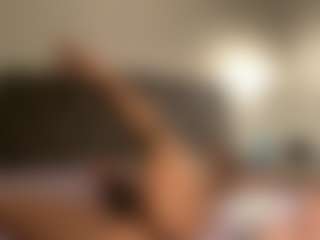 Live cam show with Yasmin Sonya - Spank on xfollow cams
