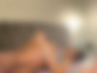 Live cam show with Yasmin Sonya - Fingers on liverealitysex.com