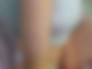 Live cam show with SummerL1la - Flashing on Chatstar
