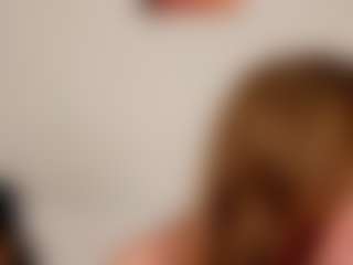 Live cam show with Sunny-mila - Blonde Hair HD on ObeyMaria