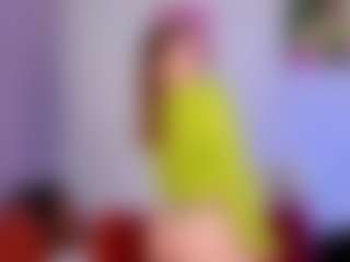 Live cam show with Sunny-mila - Moaning on liverealitysex.com