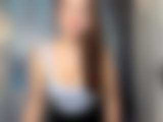 Isabel's Live Sex Cam Show