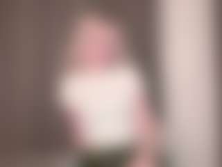 Live cam show with Amorline - Normal on Camsoda