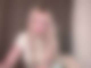 Live cam show with Amorline - New Big Tits on Camsoda