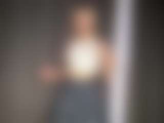Luna's Live Sex Cam Show
