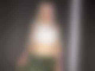 Luna's Live Sex Cam Show