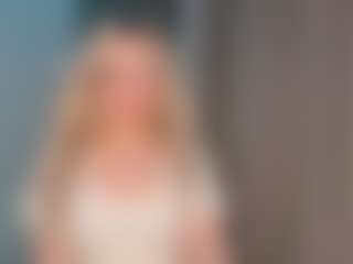 Luna's Live Sex Cam Show