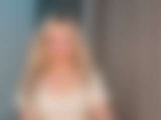 Luna's Live Sex Cam Show