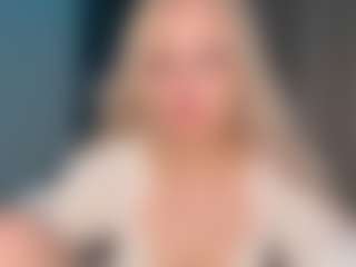 Luna's Live Sex Cam Show