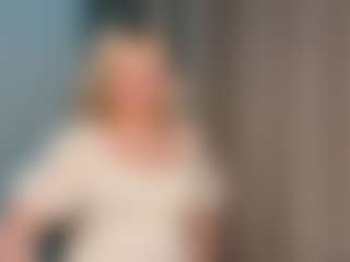 Luna's Live Sex Cam Show