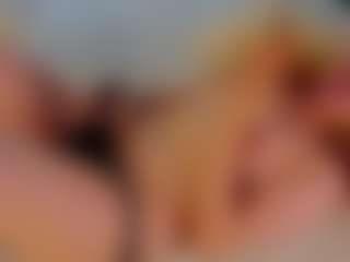 Live cam show with TramieWilson - Blonde Hair on CamClone