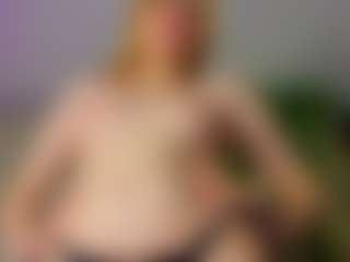 Live cam show with TramieWilson - Moaning on CamClone