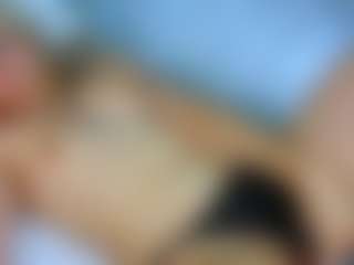 Live cam show with TramieWilson - Bra on Milfs Live