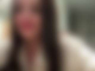 Live cam show with AdelaKrzesinski - White on studioflirtlive.com | united states