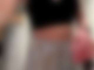 Live cam show with AdelaKrzesinski - Cute on Dolls Live