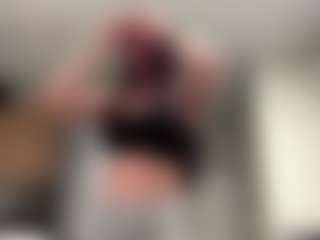 Live cam show with AdelaKrzesinski - Public on nudelive.tv