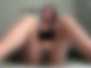 Live cam show with AdelaKrzesinski - Cute on fapnchat