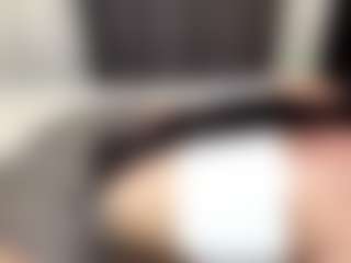 AdelaKrzesinski's Live Sex Cam Show