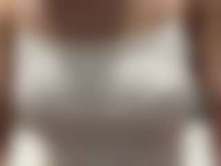 Live cam show with AdelaKrzesinski - Athletic on LiveSexCams6