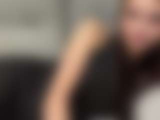 Live cam show with AdelaKrzesinski - Athletic on Uber Horny