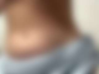 AdelaKrzesinski's Live Sex Cam Show